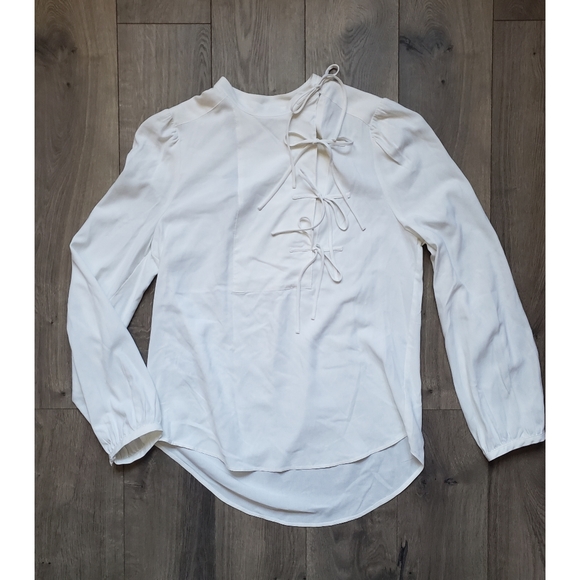 BCBGMaxAzria Top Medium - Picture 6 of 6